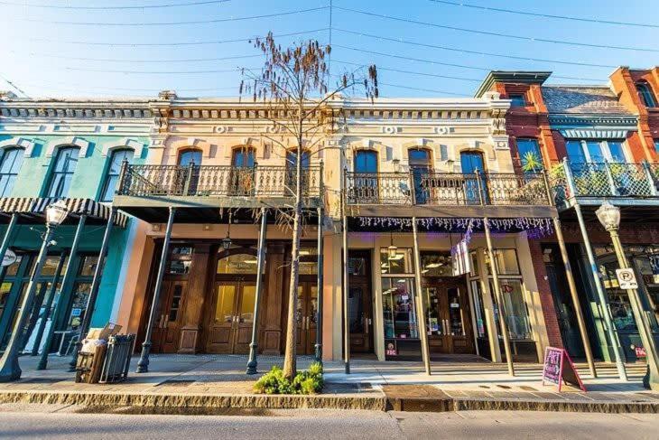 Appartamento Dauphin District Darling #4 Downtown, Dining Mobile Esterno foto