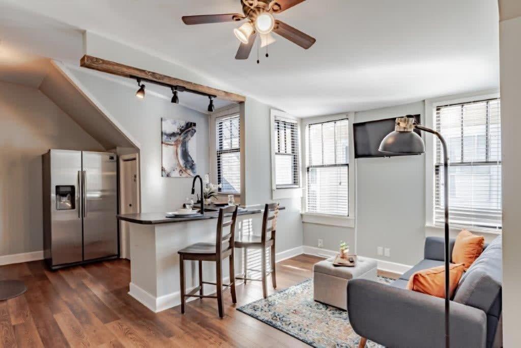 Appartamento Dauphin District Darling #4 Downtown, Dining Mobile Esterno foto