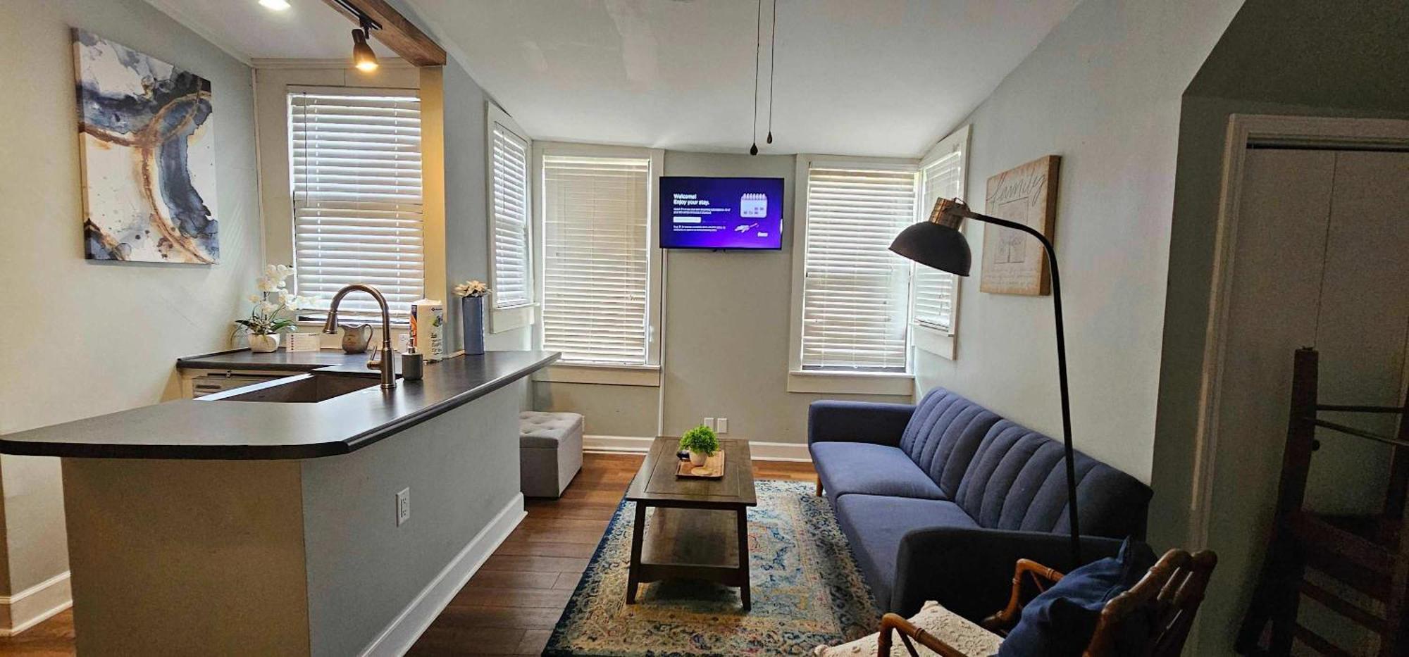 Appartamento Dauphin District Darling #4 Downtown, Dining Mobile Esterno foto
